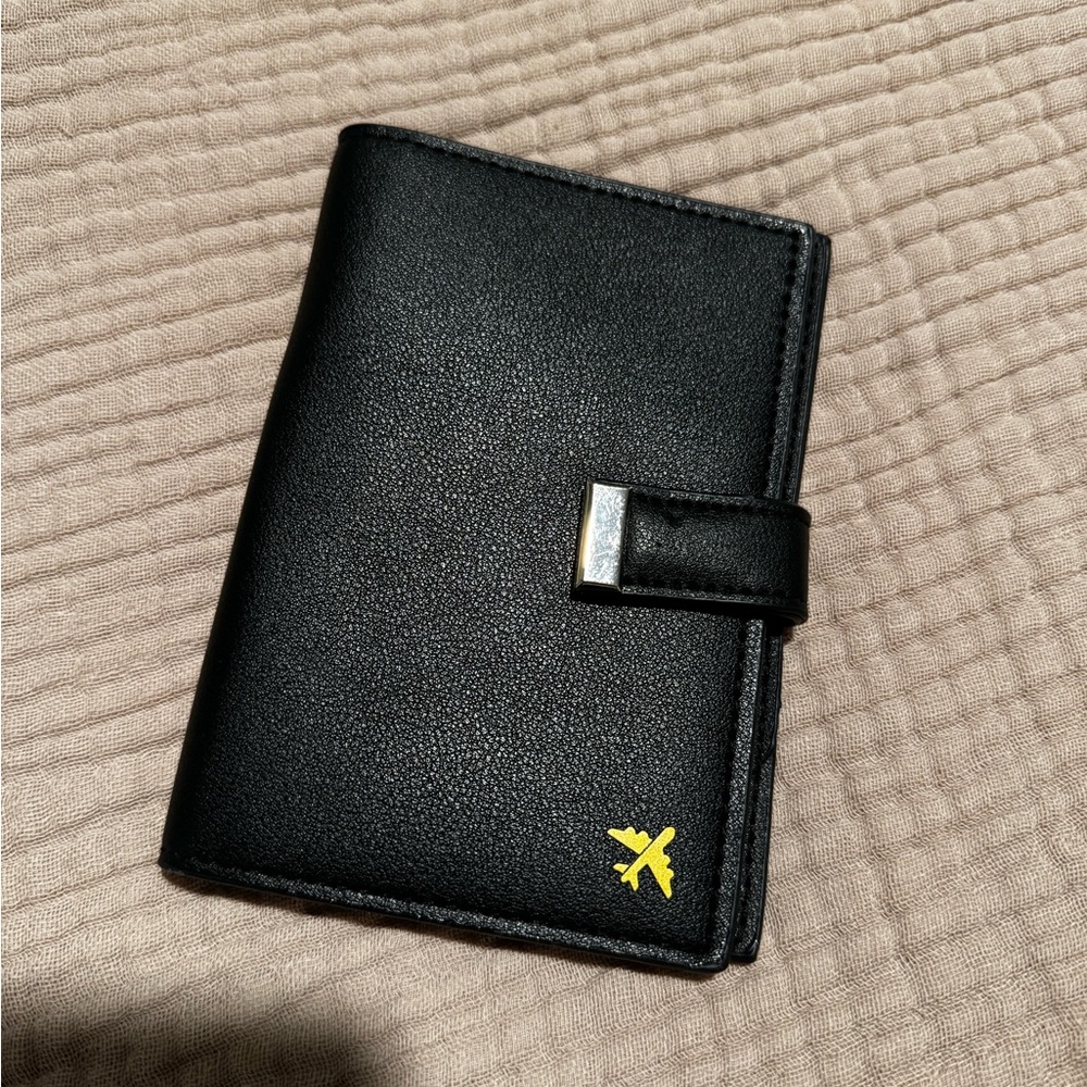 BEIS passport holder